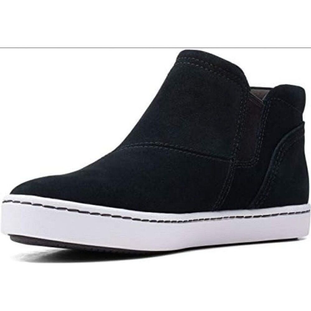 Clarks Women' Pawley Adwin Sneakers Black Suede High-Top Sneakers Size 9 NWOT